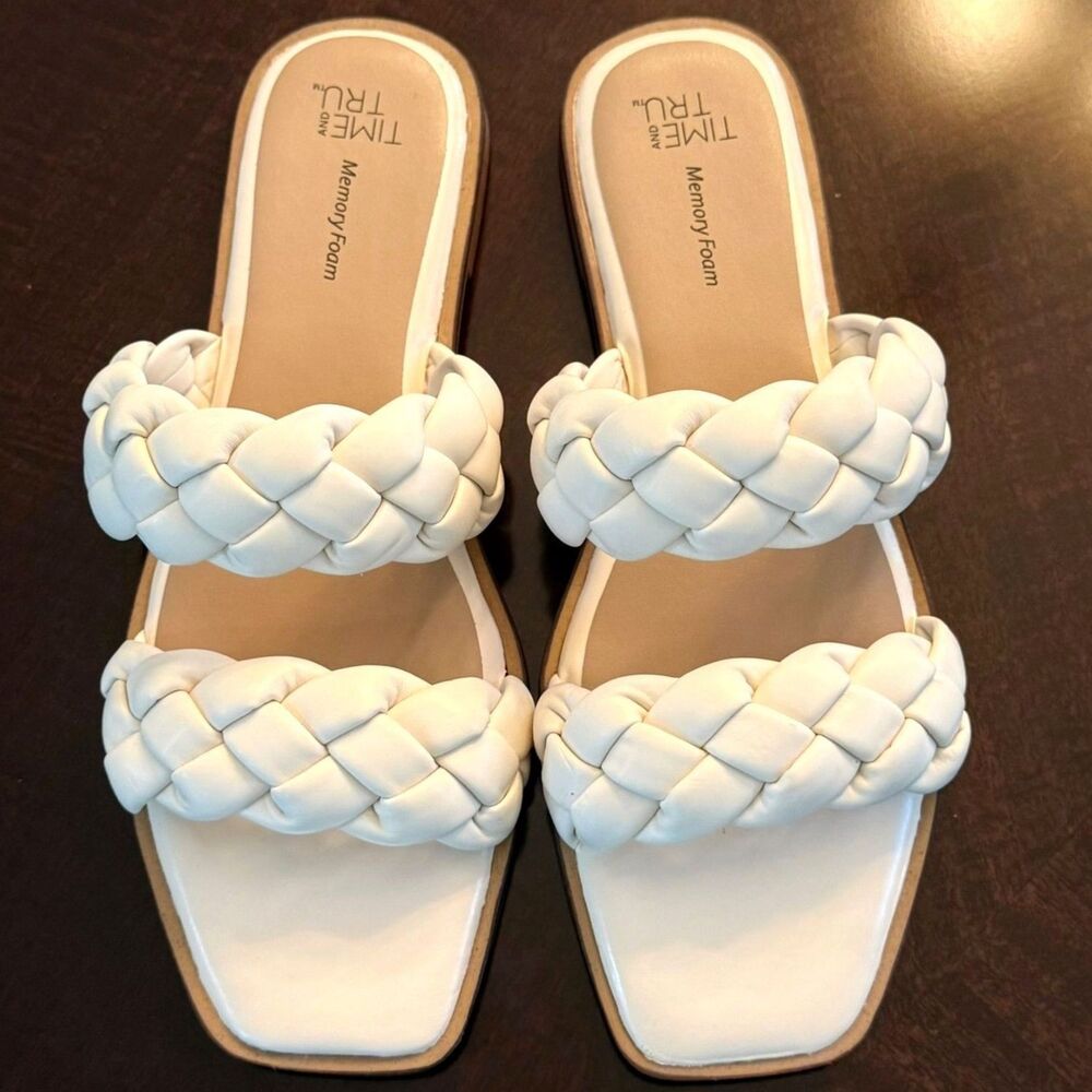 Time and Tru Women's Braided Flat Slip On Sandals Cream Size 7 NWOT